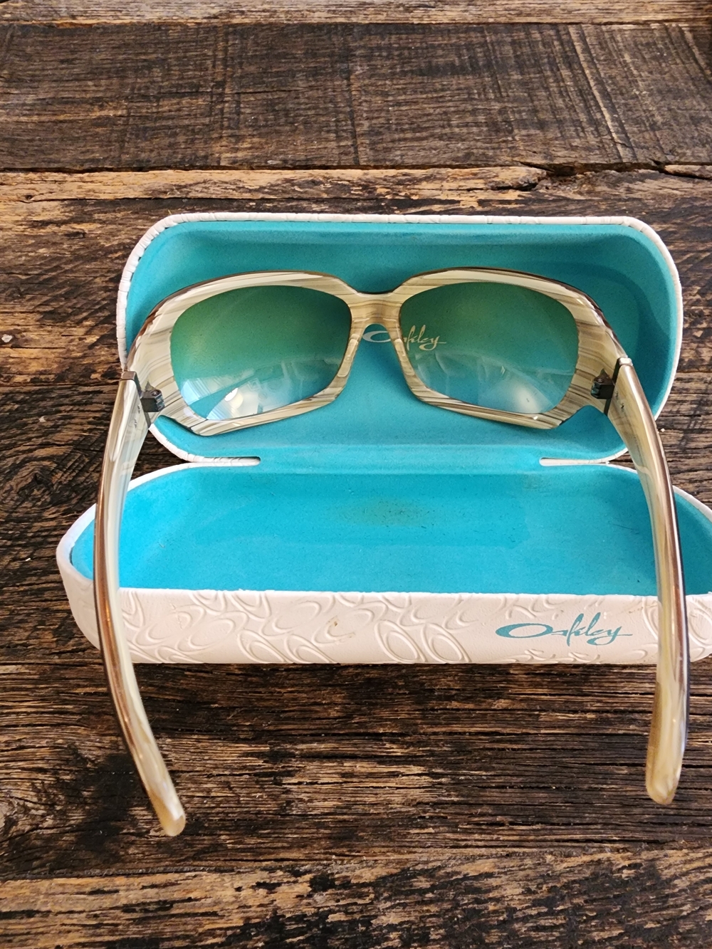 Oakley Script Brown Gradient Sunglasses with Case - Picture 3 of 9